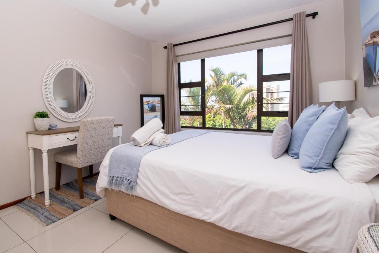 11 The Shades Umhlanga Rocks Apartment Durban Exterior foto