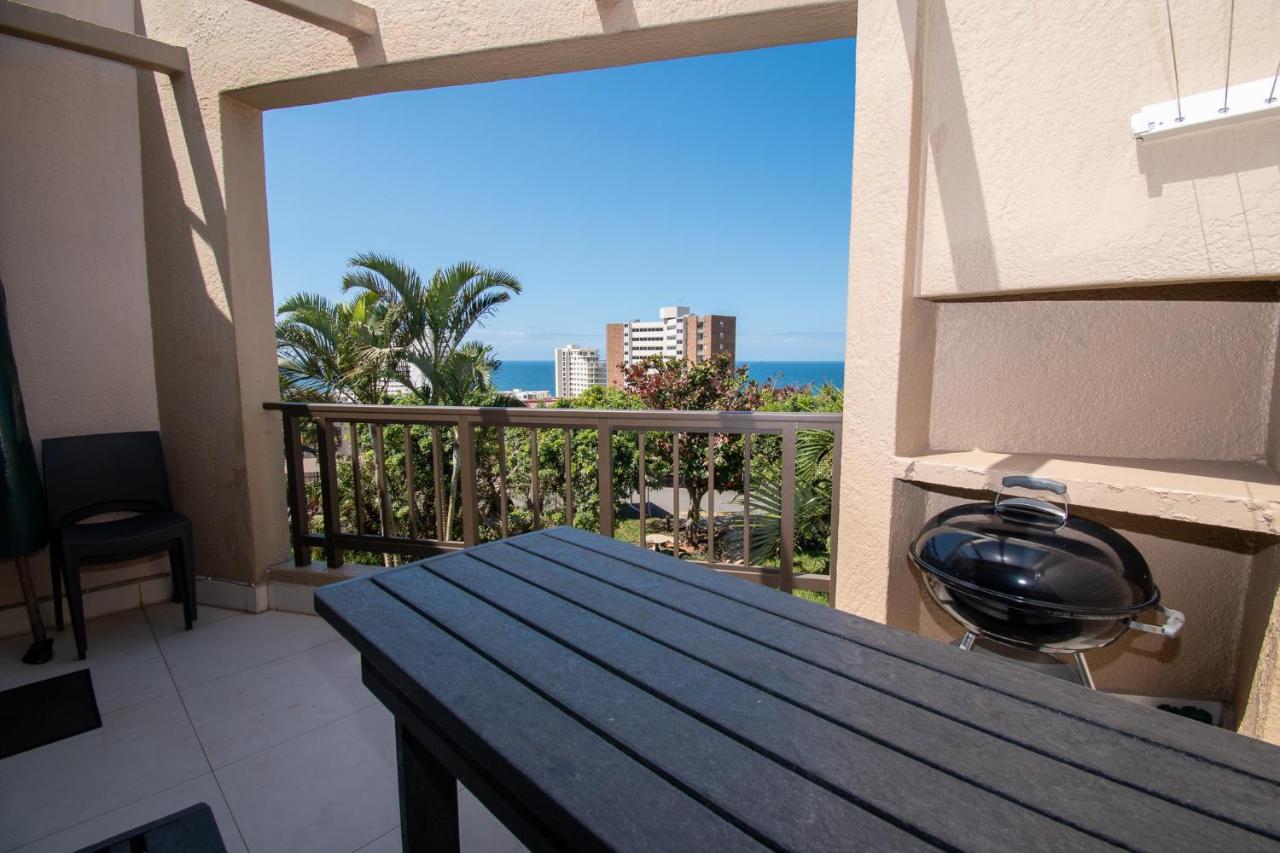 11 The Shades Umhlanga Rocks Apartment Durban Exterior foto